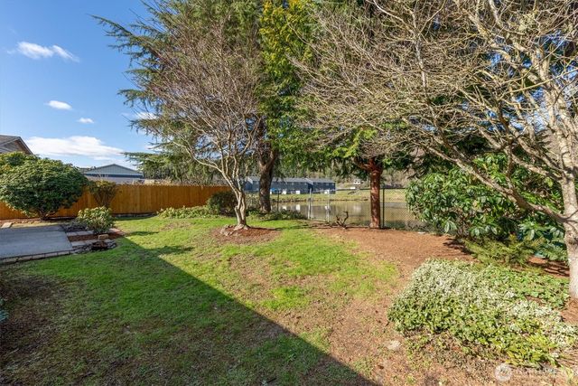 5633 Finch Drive, Longview, WA 98632