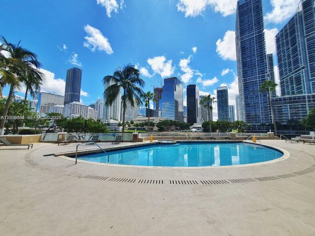 701 Brickell Key Blvd 2306, Miami, FL 33131
