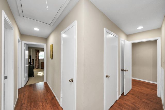 902 Old Mill Lane, Houston, TX 77073