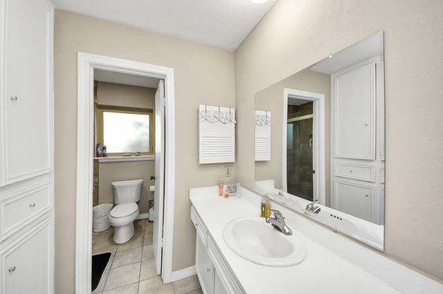 902 Old Mill Lane, Houston, TX 77073