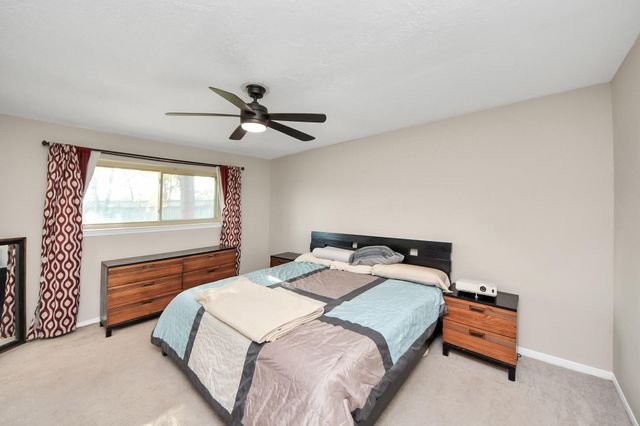 902 Old Mill Lane, Houston, TX 77073