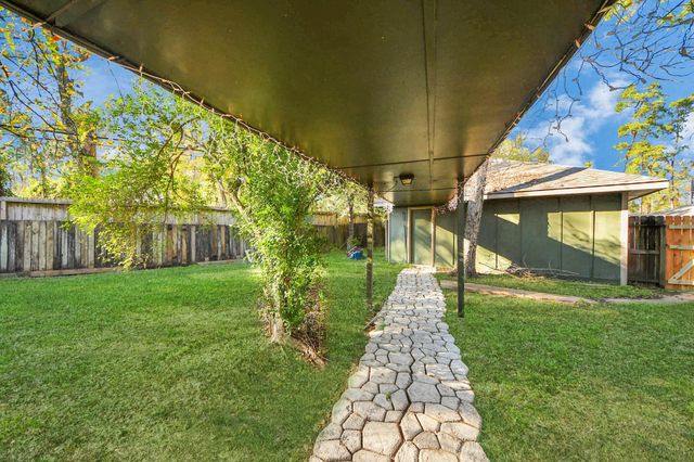 902 Old Mill Lane, Houston, TX 77073