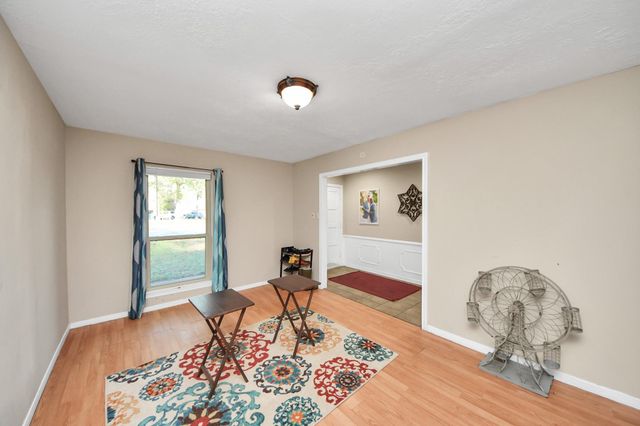902 Old Mill Lane, Houston, TX 77073
