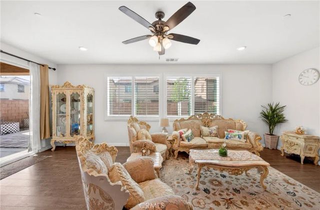 15581 Curry, Fontana, CA 92336