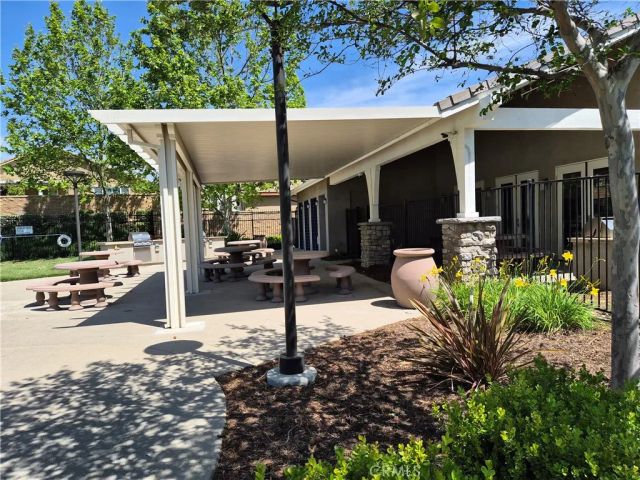 15581 Curry, Fontana, CA 92336