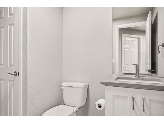 114 Bayside Cir, Windsor, CO 80550