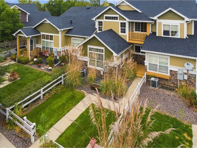 114 Bayside Cir, Windsor, CO 80550