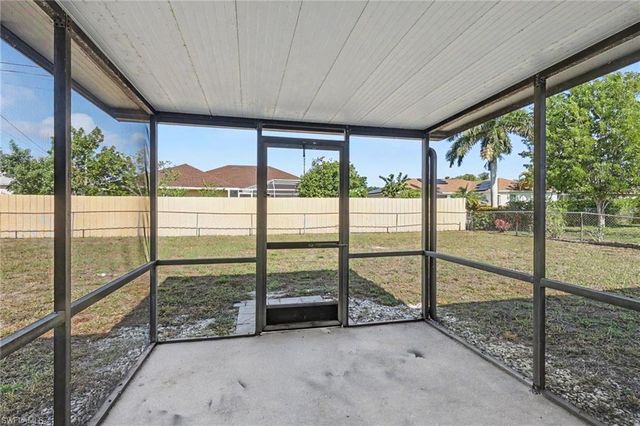 3506 SW 8th CT, Cape Coral, FL 33914