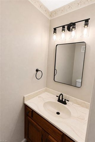208 Silver Fox TRCE, Yorktown, VA 23693
