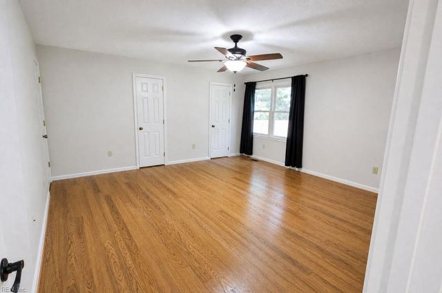 208 Silver Fox TRCE, Yorktown, VA 23693