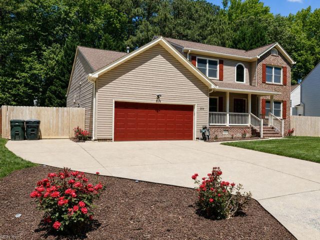 208 Silver Fox TRCE, Yorktown, VA 23693