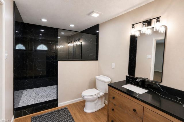 208 Silver Fox TRCE, Yorktown, VA 23693