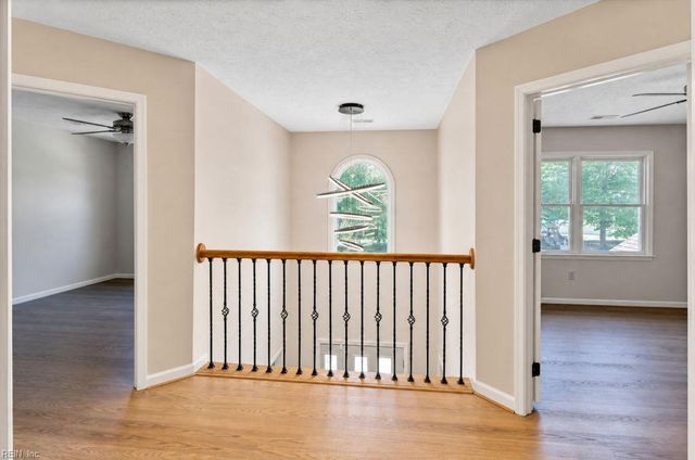 208 Silver Fox TRCE, Yorktown, VA 23693