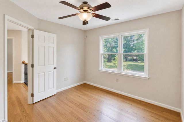 208 Silver Fox TRCE, Yorktown, VA 23693