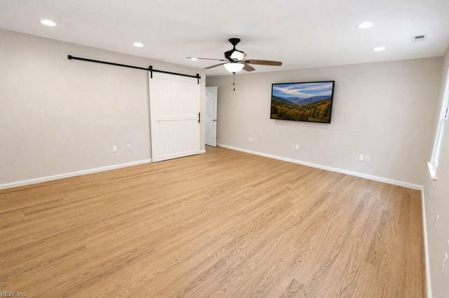 208 Silver Fox TRCE, Yorktown, VA 23693
