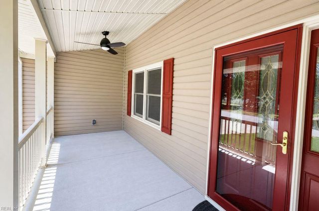 208 Silver Fox TRCE, Yorktown, VA 23693