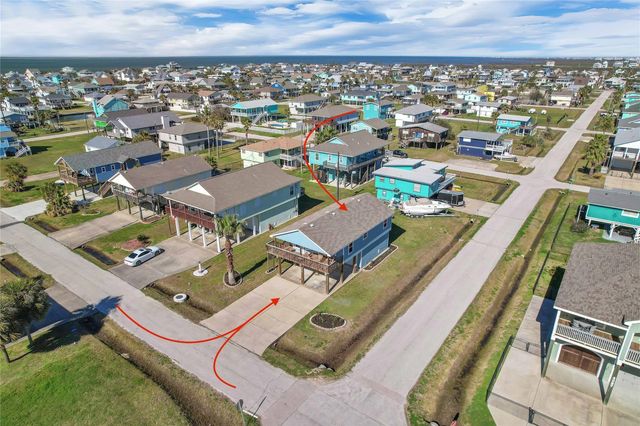4023 Grayson Dr, Galveston, TX 77554
