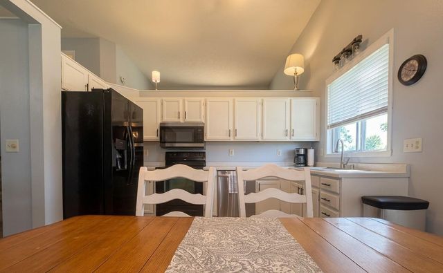 3701 29th Avenue S, Moorhead, MN 56560