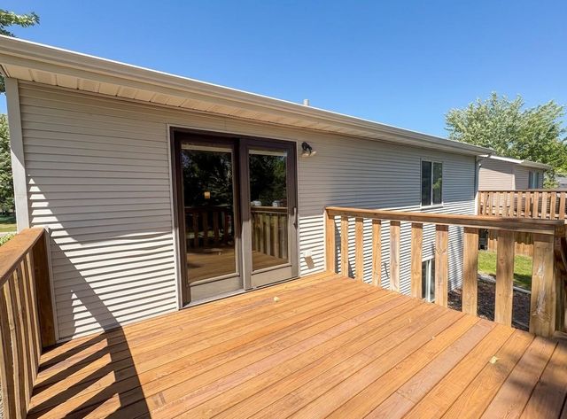 3701 29th Avenue S, Moorhead, MN 56560