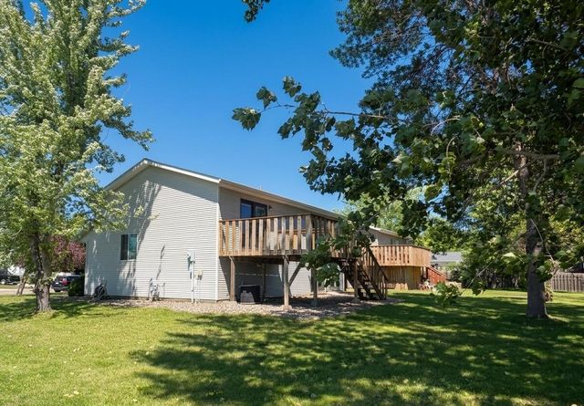 3701 29th Avenue S, Moorhead, MN 56560