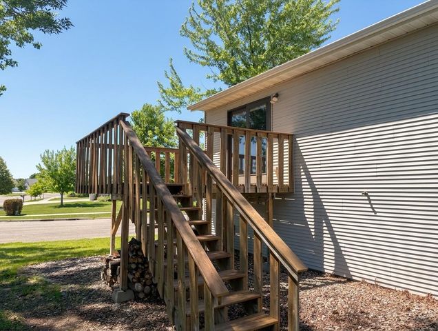3701 29th Avenue S, Moorhead, MN 56560