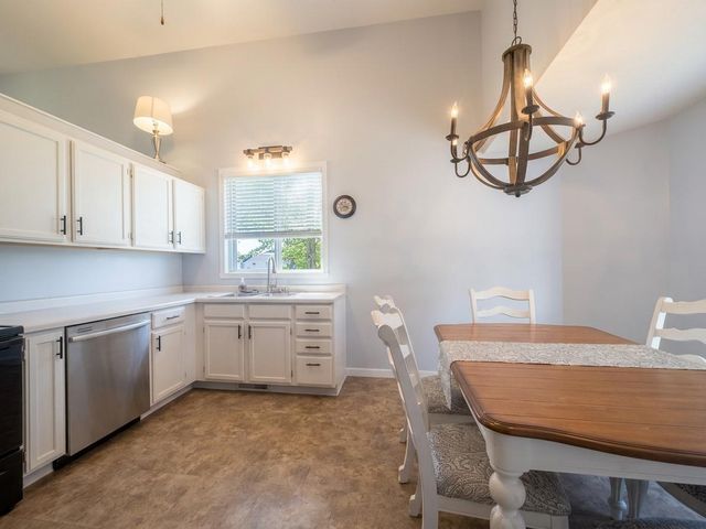 3701 29th Avenue S, Moorhead, MN 56560