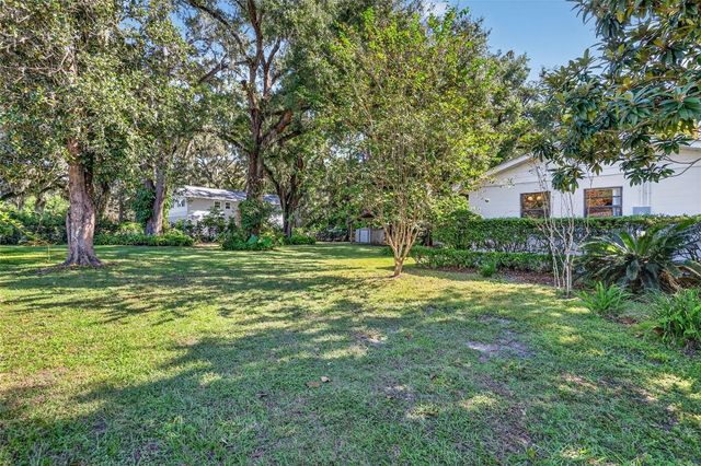 502 GRAY AVENUE, Wildwood, FL 34785