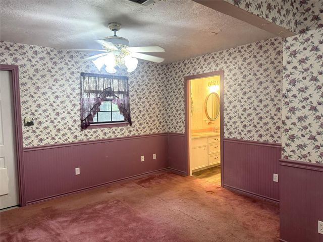 7915 Spivey Road, Highlands, TX 77562