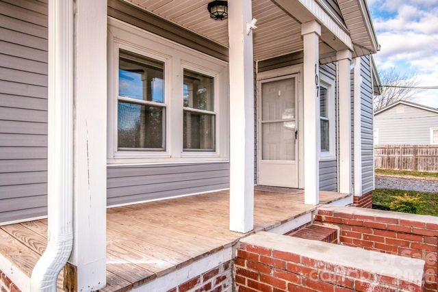 107 Rose Street, Mount Holly, NC 28120