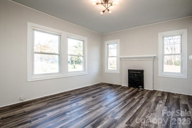 107 Rose Street, Mount Holly, NC 28120