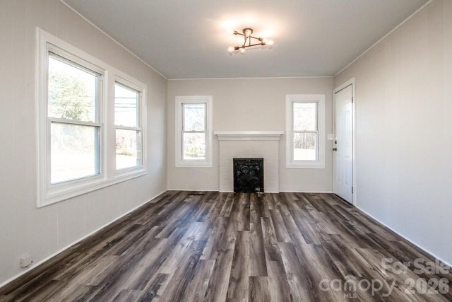 107 Rose Street, Mount Holly, NC 28120