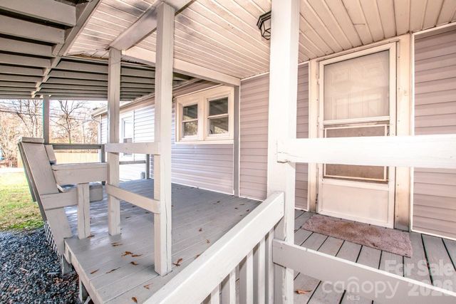 107 Rose Street, Mount Holly, NC 28120