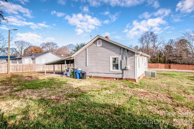 107 Rose Street, Mount Holly, NC 28120