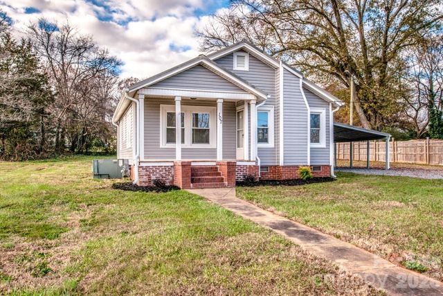 107 Rose Street, Mount Holly, NC 28120