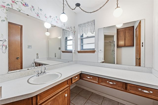 2903 Ashbury Drive, Arlington, TX 76015