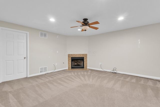 7156 W West Campus Road, 28 28, New Albany, OH 43054