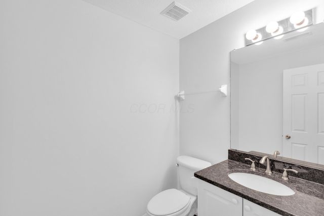 7156 W West Campus Road, 28 28, New Albany, OH 43054