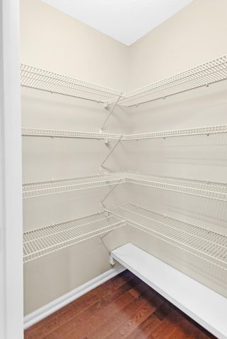 7156 W West Campus Road, 28 28, New Albany, OH 43054