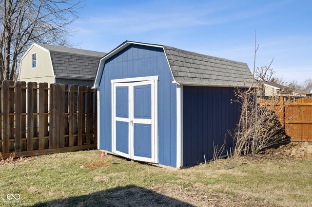 5326 Shelbyville Road, Indianapolis, IN 46237