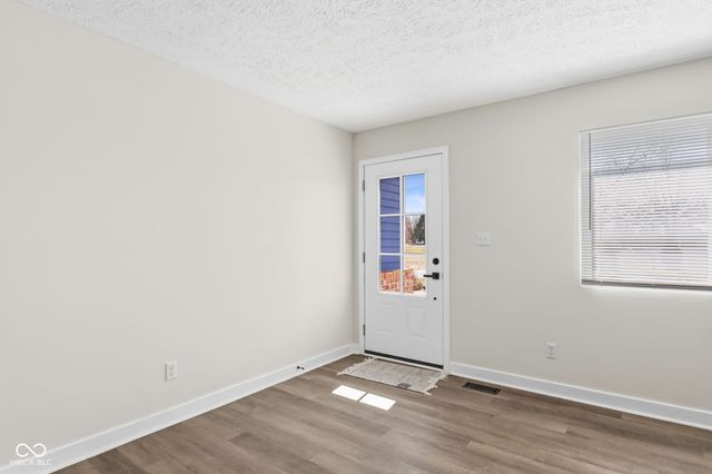 5326 Shelbyville Road, Indianapolis, IN 46237