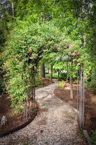 13 Fox Gate WAY, Hampton, VA 23664
