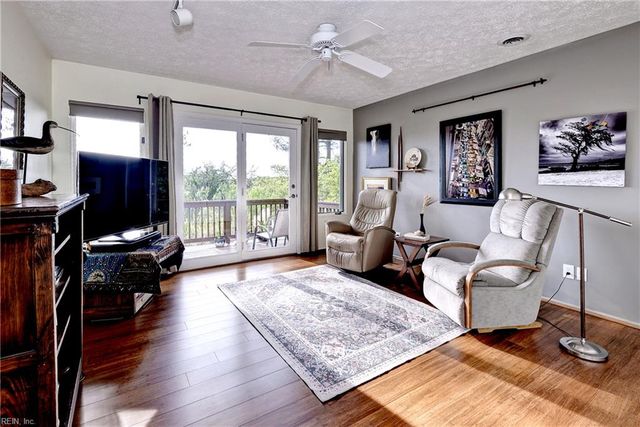 13 Fox Gate WAY, Hampton, VA 23664