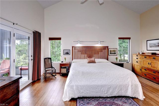 13 Fox Gate WAY, Hampton, VA 23664