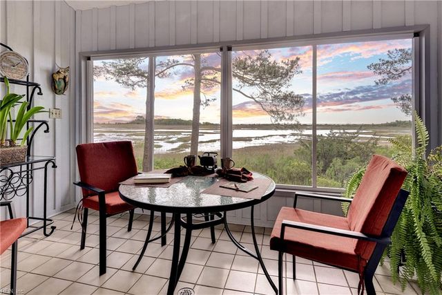 13 Fox Gate WAY, Hampton, VA 23664