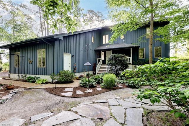 13 Fox Gate WAY, Hampton, VA 23664