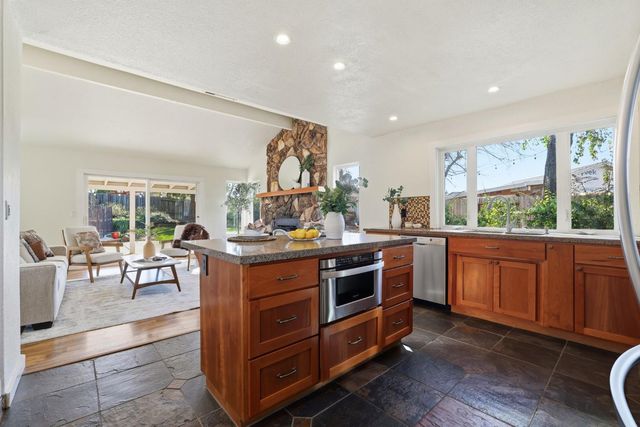 3530 Cheri Ct, Rocklin, CA 95677