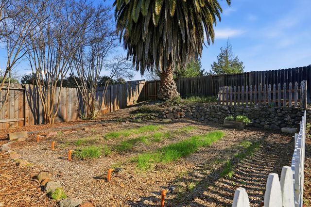 3530 Cheri Ct, Rocklin, CA 95677