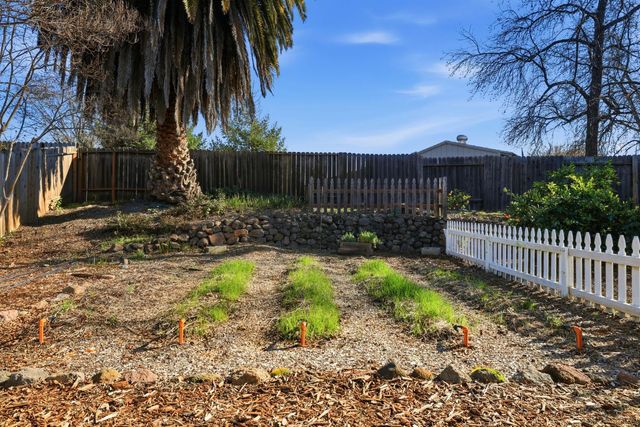 3530 Cheri Ct, Rocklin, CA 95677