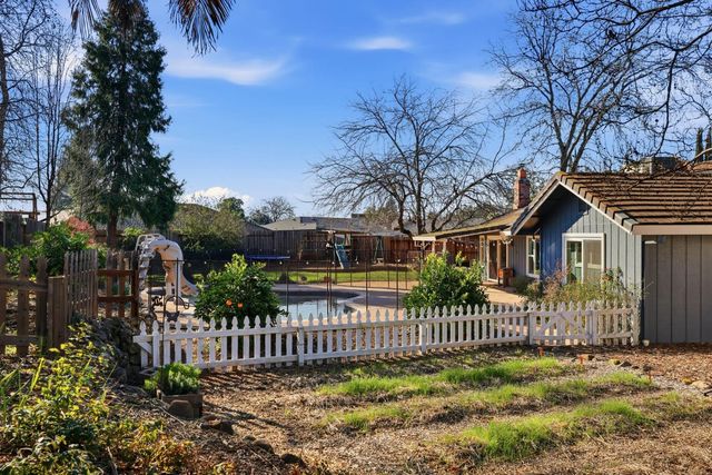 3530 Cheri Ct, Rocklin, CA 95677