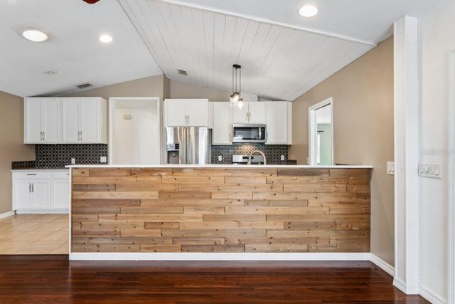 375 E LIBERTY STREET, Hernando, FL 34442